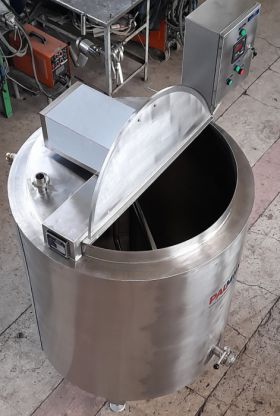 ����� ���